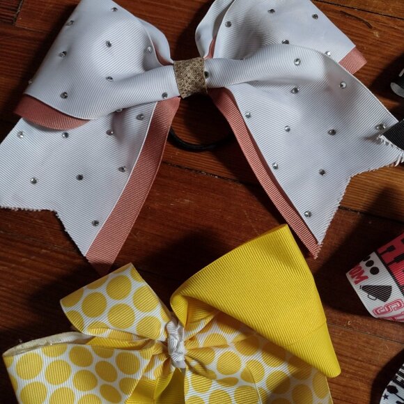 Lot of 4 oversize hair bows - Picture 4 of 4